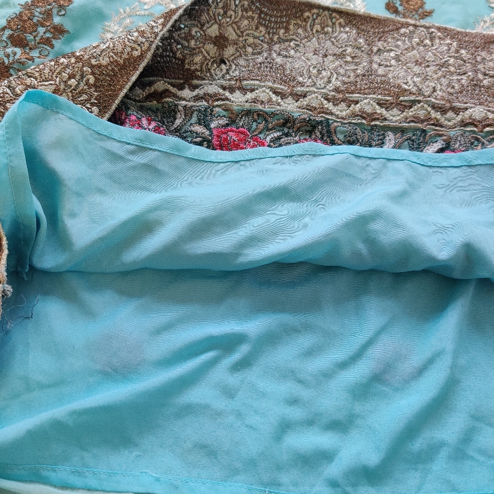 Pakistani dress - Picture 4 of 8